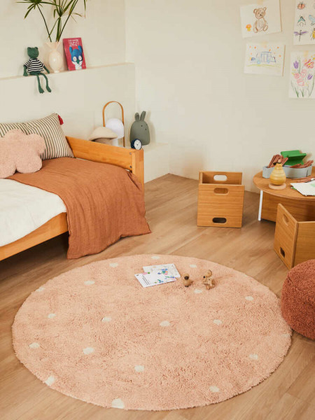 Lorena Canals waschbarer Kinderteppich rund mit Punkten Altrosa