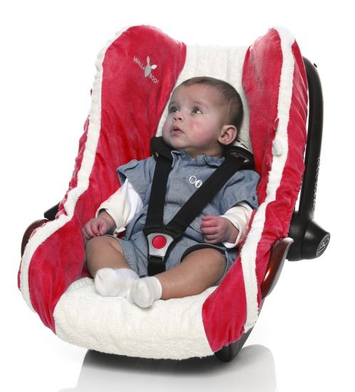Wallaboo Bezug für Maxi Cosi rot