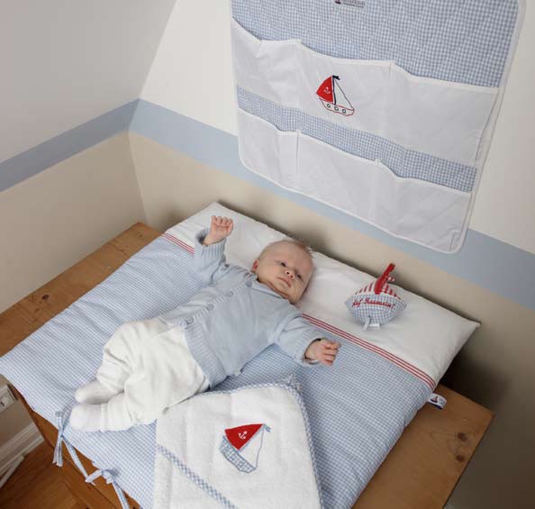 Hansekind Wickeltischauflage Segelboot hellblau